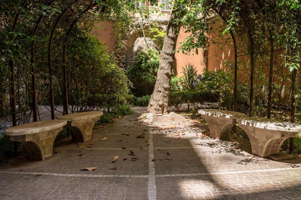Vatican Maya Home Rome Exterior photo